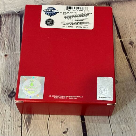 2018 Western Conference Champions Vegas Golden Knights Hallmark Ornament - Picture 3 of 4